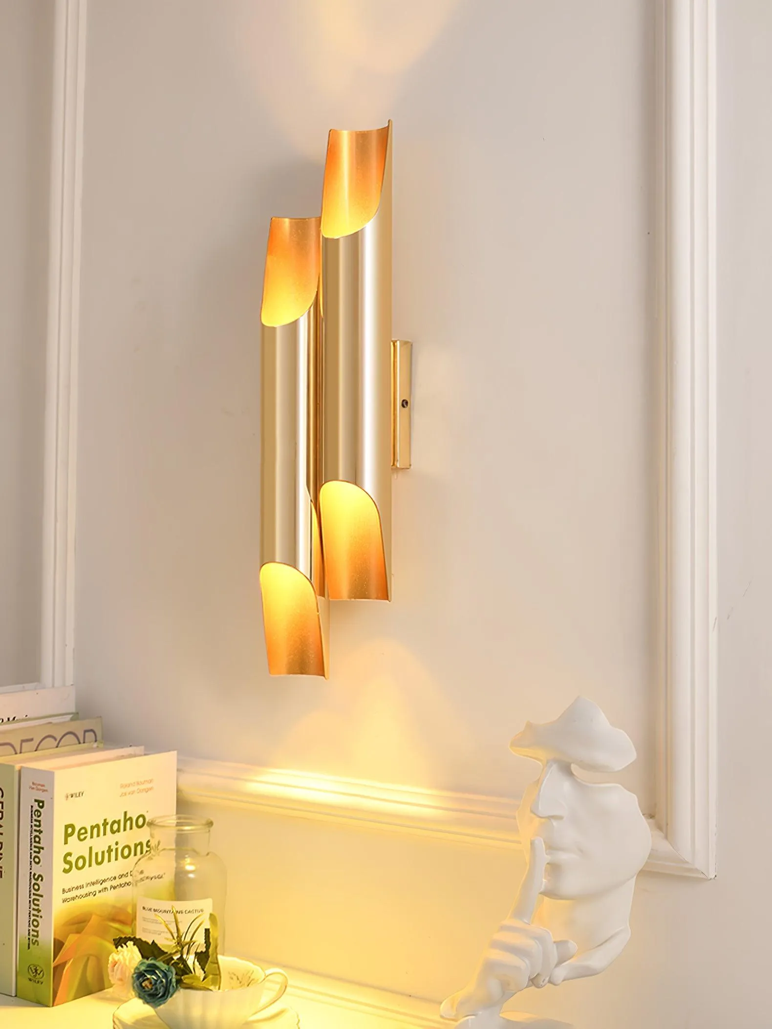 Abigali Straight Wall Lamp