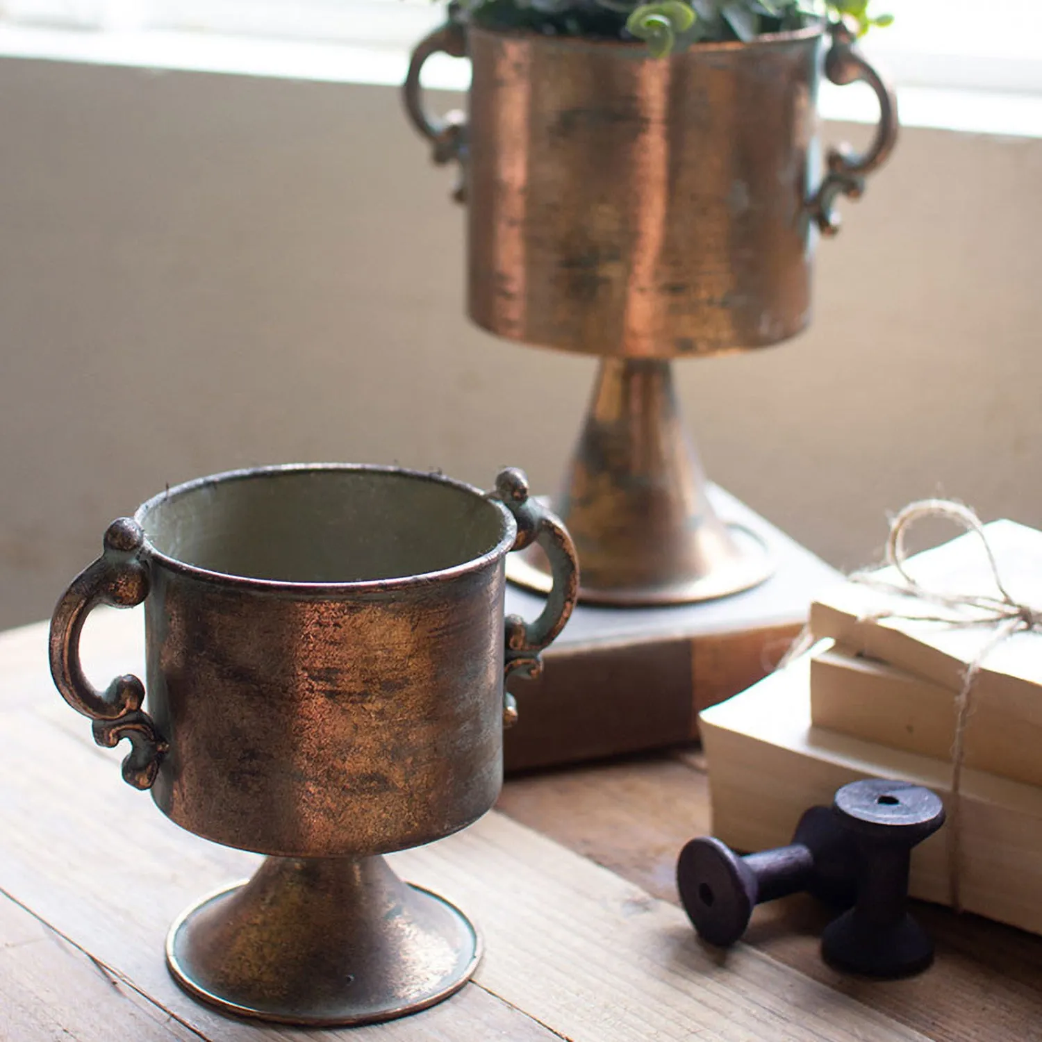 Antique Copper Planter Set of 2