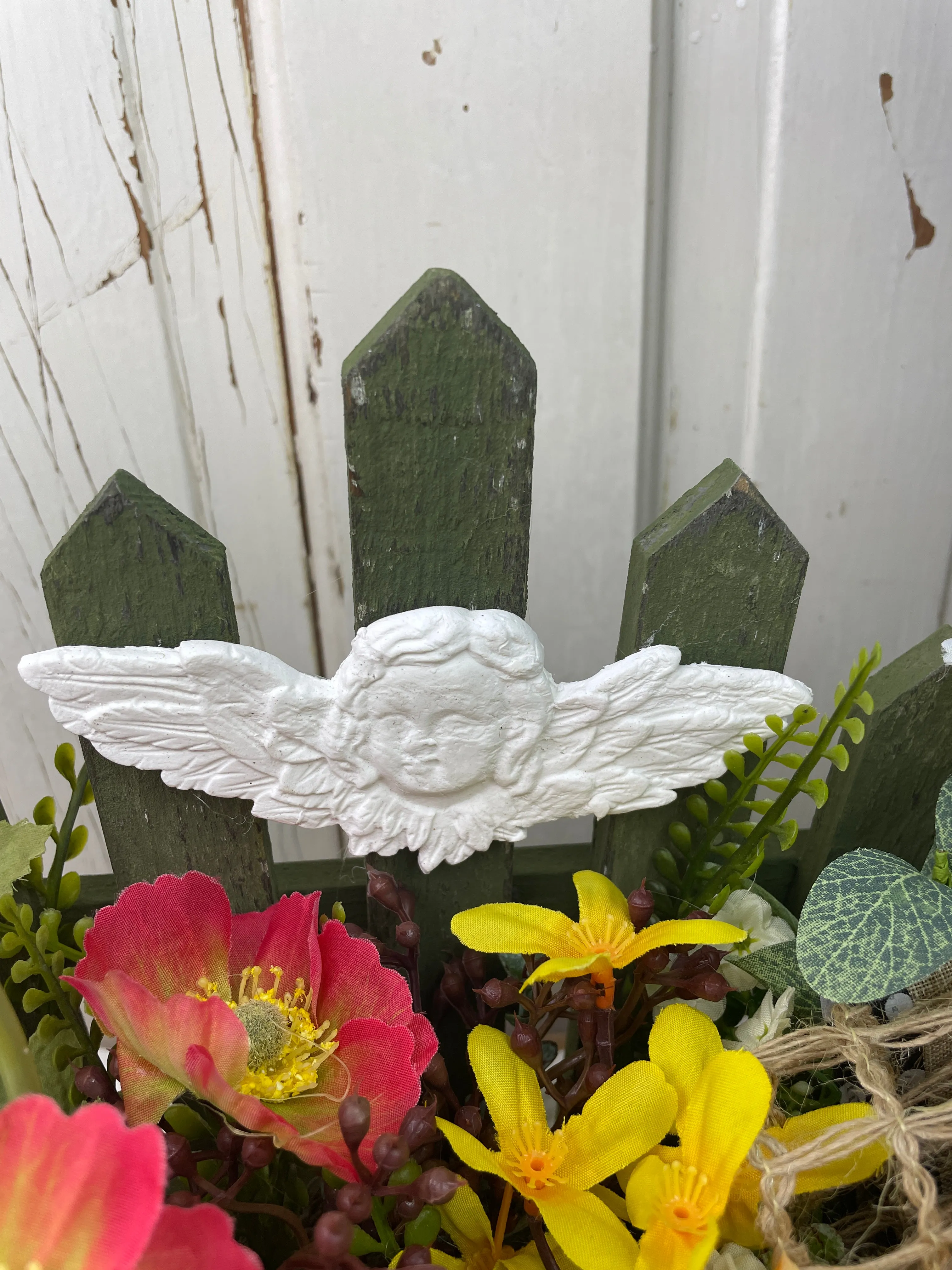 Bright Spring floral centerpiece