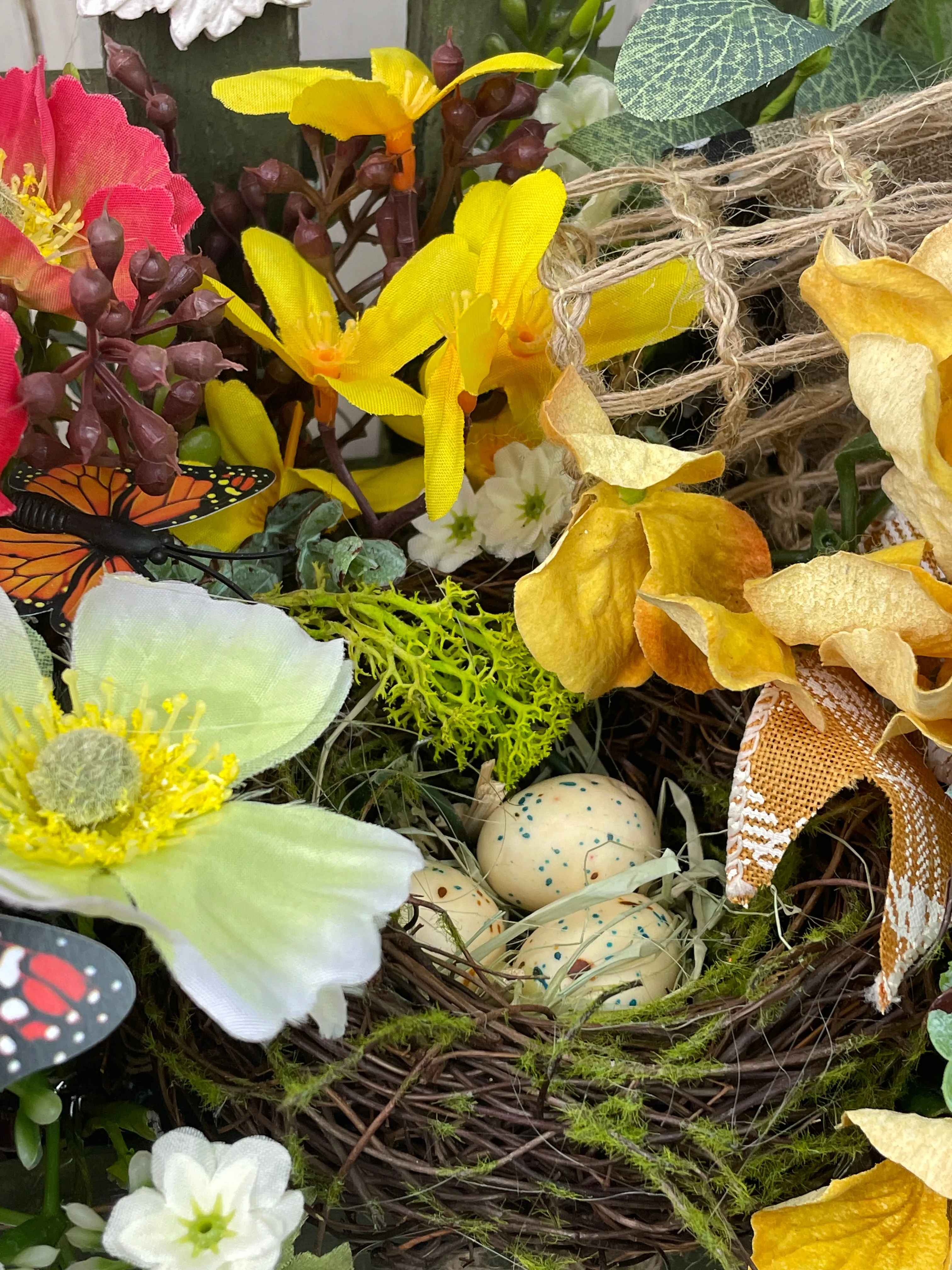 Bright Spring floral centerpiece