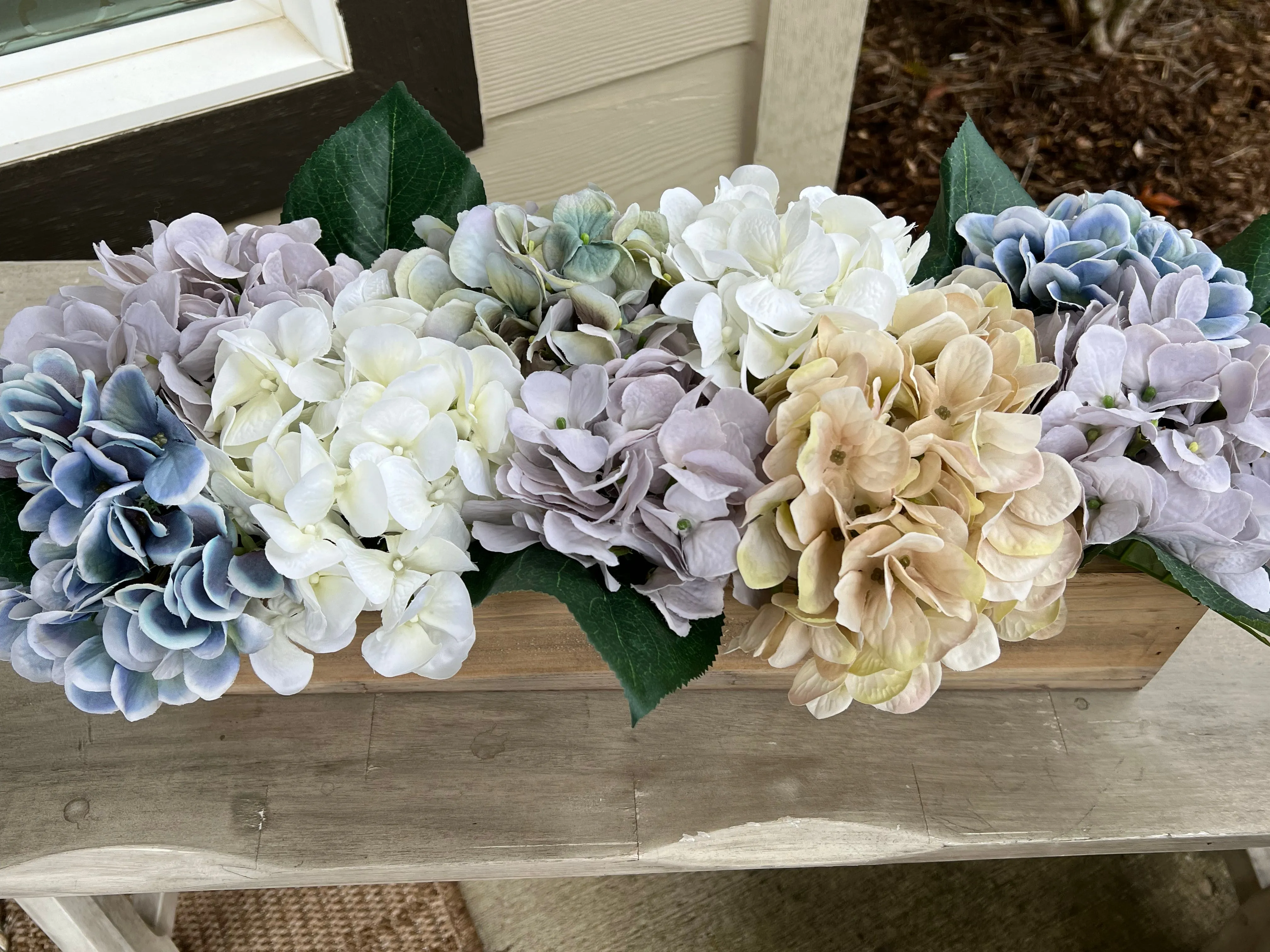 Decorative Tulip Arrangement 🌷