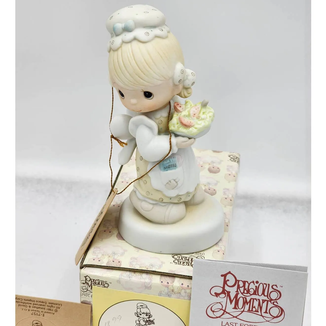 Precious Moments Figurine There Is Joy In Serving Jesus E-7157 Vintage Box Tags