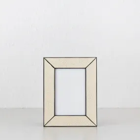 RATTAN WEAVE FRAME  |  4X6  |  BLACK EDGE
