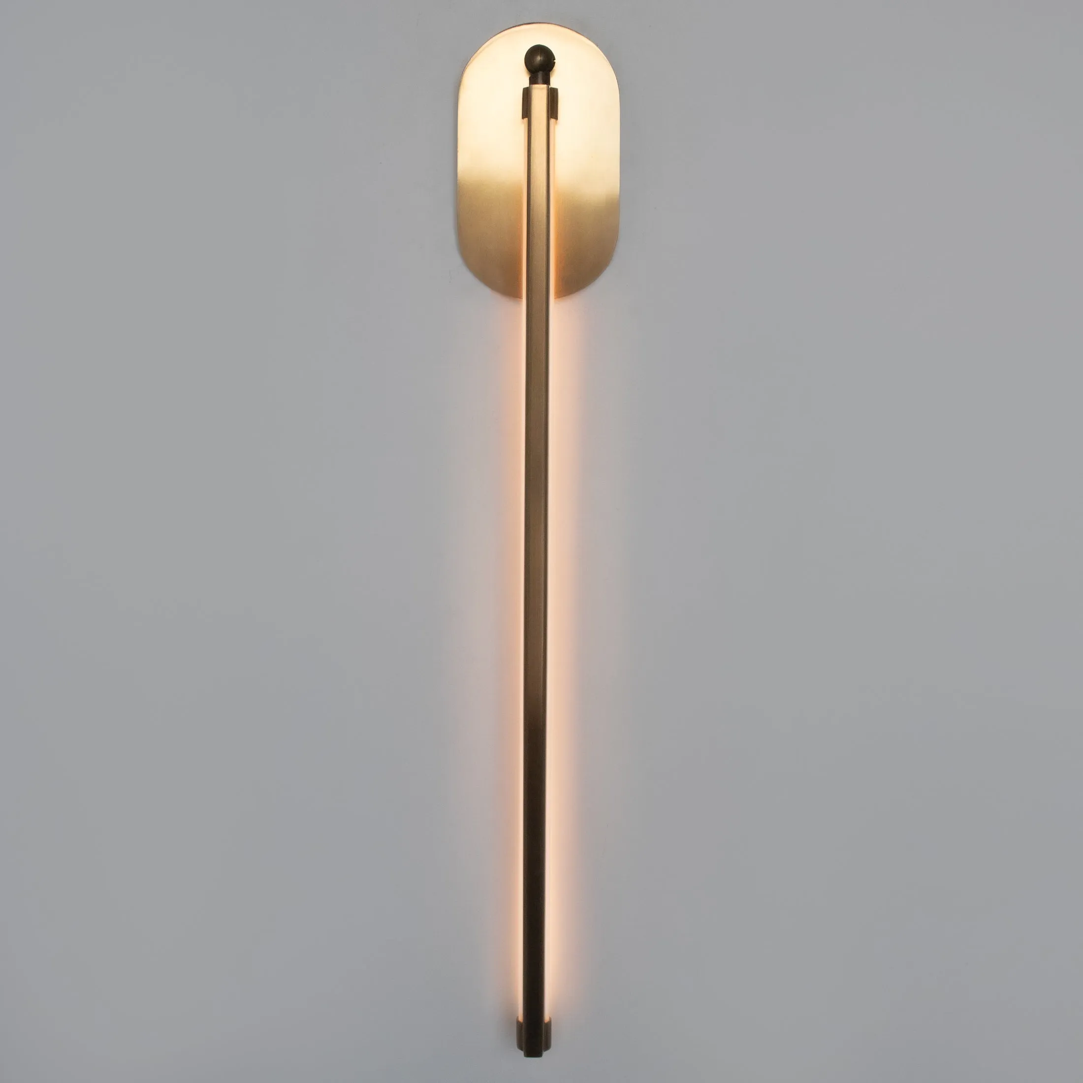 RAY SLIM Wall Sconce