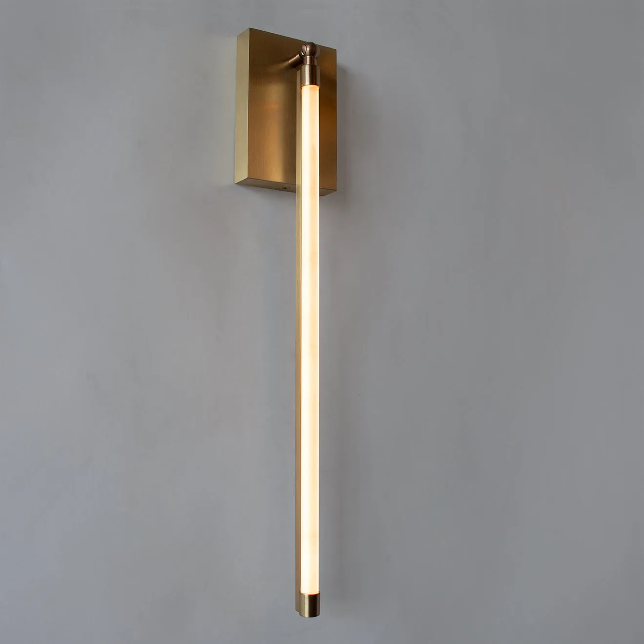 RAY SLIM Wall Sconce
